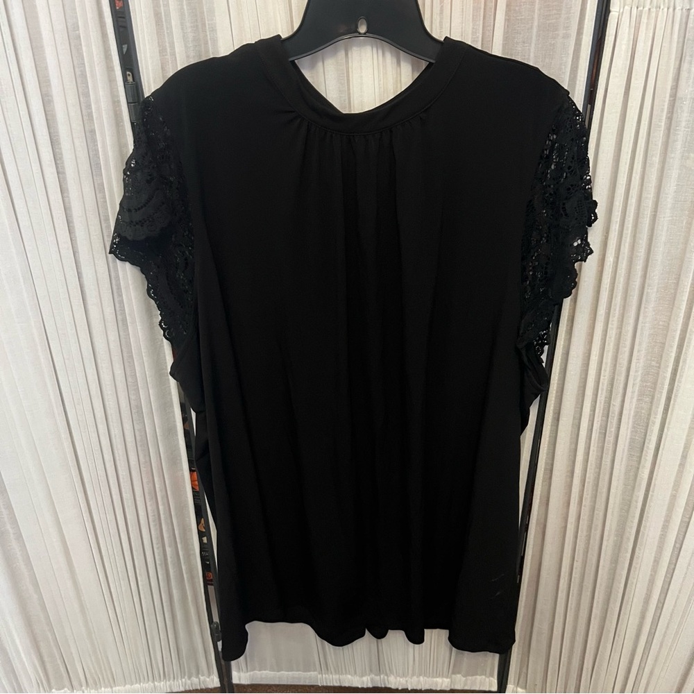 Torrid Black Ruffled Short Sleeve Blouse
